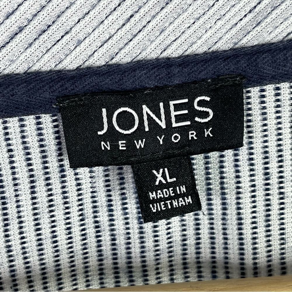 Jones New York Textured Stripe Button Short Sleeve Top - XL - Picture 7 of 8